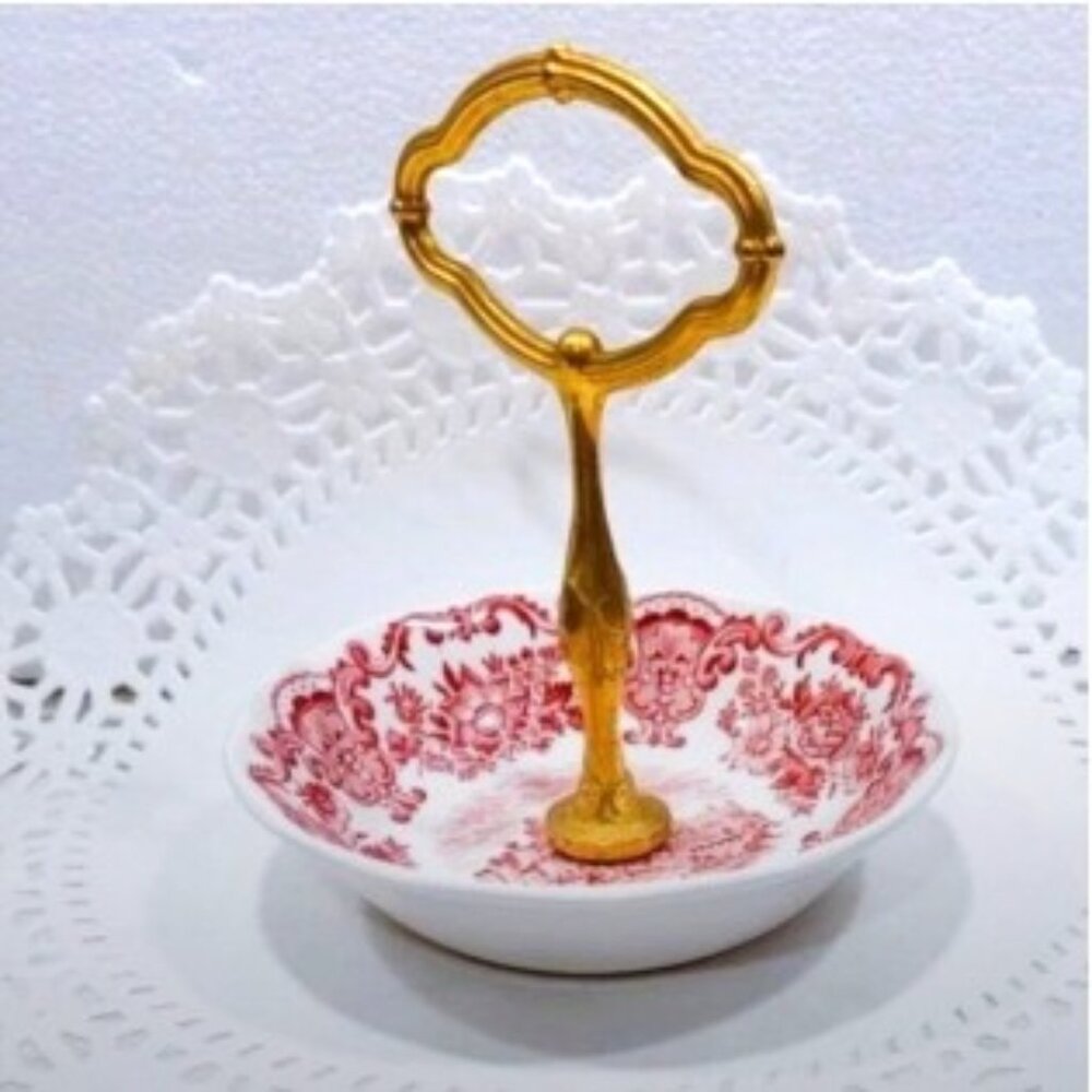 Enoch Wedgwood Royal Homes of Britain Serving Dish with Handle, Pink 1965-1980